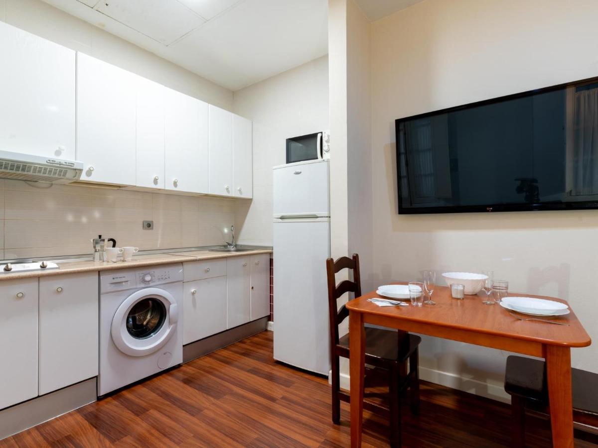 Apartamento Holi-Rent Lumbreras Sevilla Exterior foto