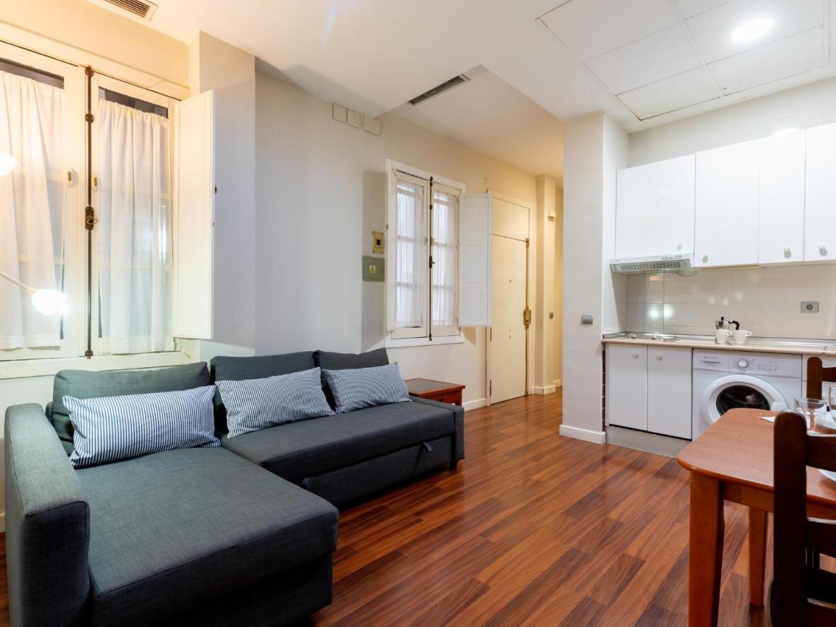 Apartamento Holi-Rent Lumbreras Sevilla Exterior foto