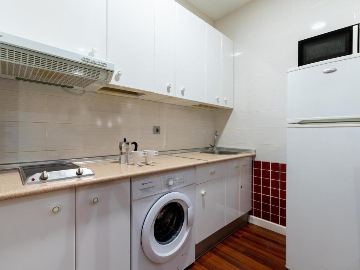 Apartamento Holi-Rent Lumbreras Sevilla Exterior foto